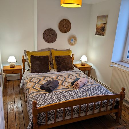 Appartement 3 Eme Etage Avec Piscine Partagee Седан Екстериор снимка